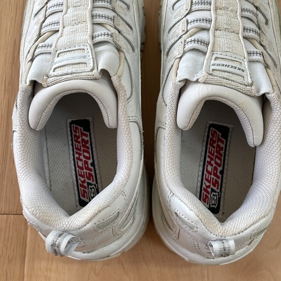 SKECHERS E-2 Sport Womens White Sneakers Stretch Slip On Fitness Shoes - 8 - Picture 5 of 12